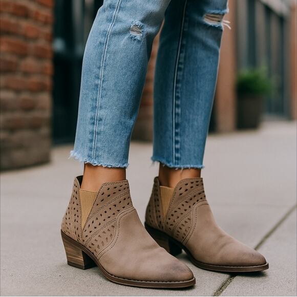 Rampage Eon Taupe Booties Size 9.5 M Back Zipper - Picture 1 of 11